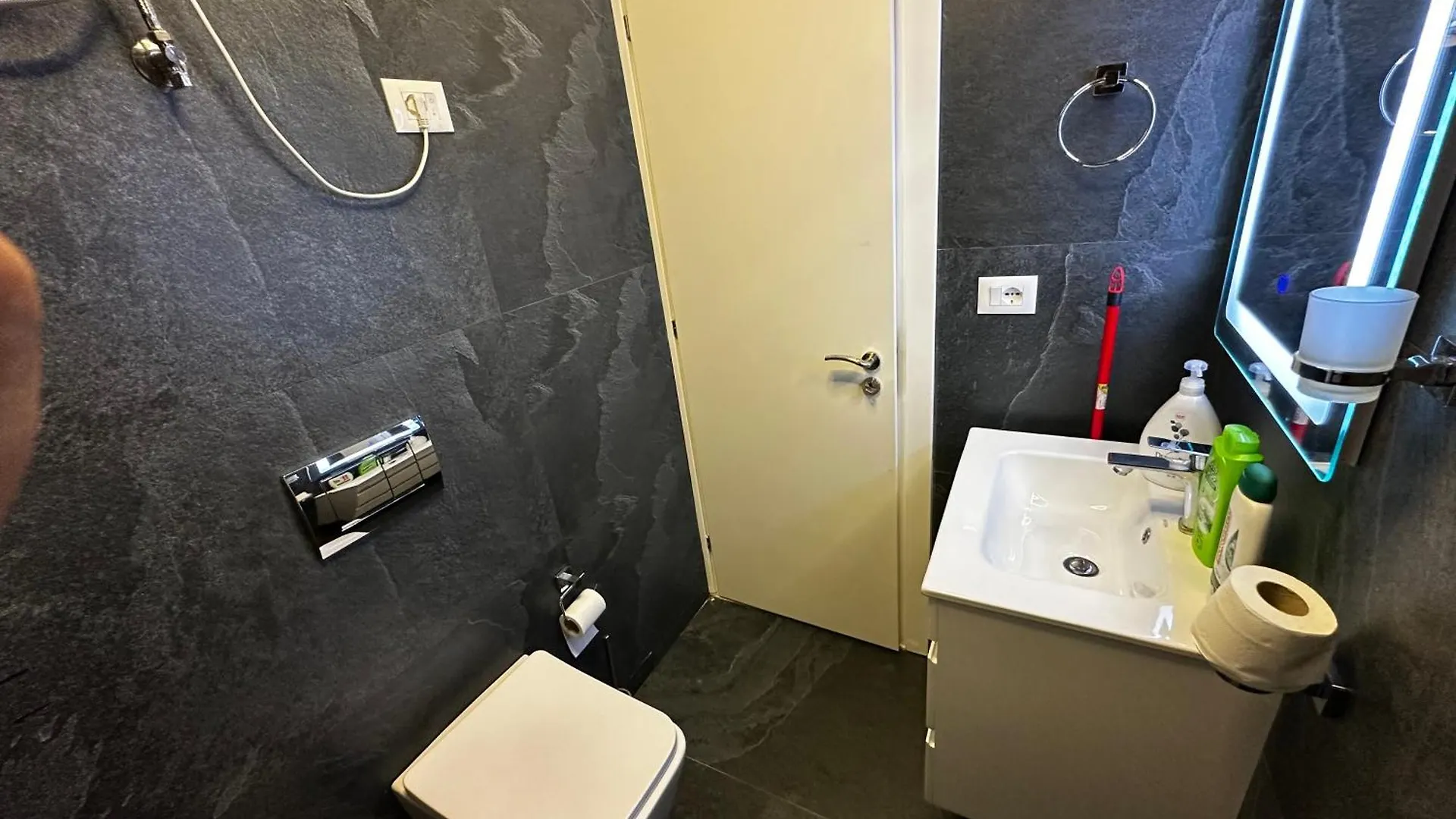 Delux City Inn Tirana Apartmán
