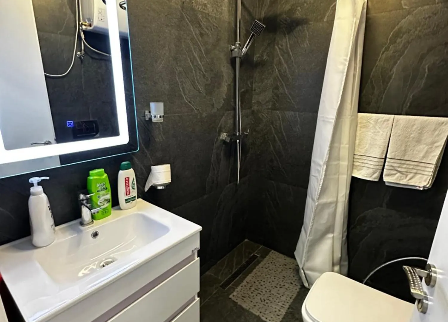 Delux City Inn Tirana Apartment